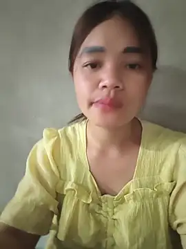 Snapshot of Emma-sin chatting on July 2, 2026, 5:35 am Emma-sin online show from July 2, 2026, 5:35 am