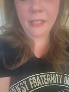 Bigtittymilkmommy online show from May 20, 2026, 1:57 am