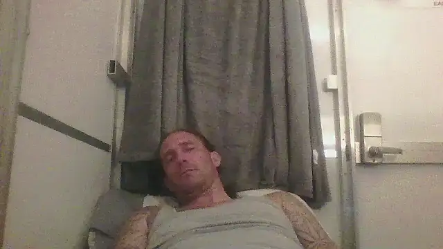 brazybooty92 online show from June 13, 2026, 8:45 am