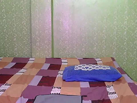 Snapshot of Itz-jasleen chatting on July 5, 2026, 4:41 am Itz-jasleen online show from July 5, 2026, 4:41 am