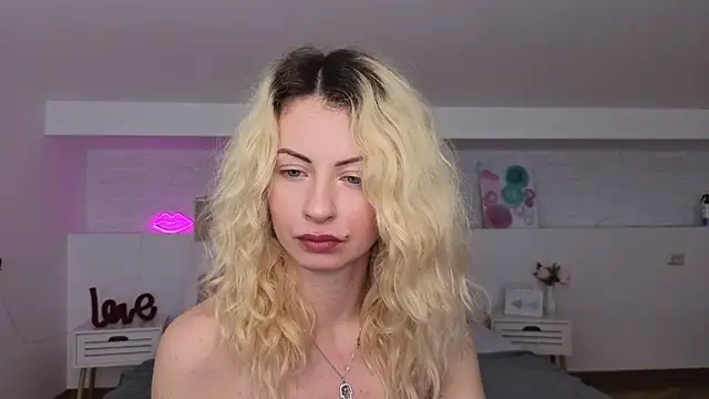 Snapshot of Fallen-angel1- chatting on May 22, 2026, 1:31 pm Fallen-angel1- online show from May 22, 2026, 1:31 pm