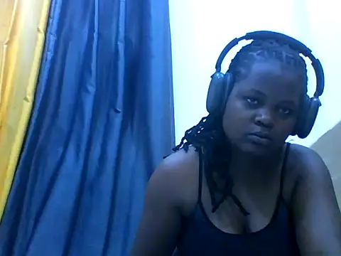 Snapshot of ladar chatting on July 1, 2026, 5:08 am ladar online show from July 1, 2026, 5:08 am