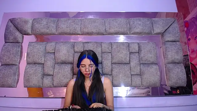 Kyomi Hunt online show from July 7, 2026, 6:47 am