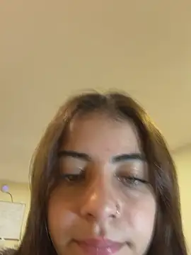 Snapshot of Hanna_Cruz_ chatting on July 2, 2026, 1:39 pm Hanna Cruz online show from July 2, 2026, 1:39 pm