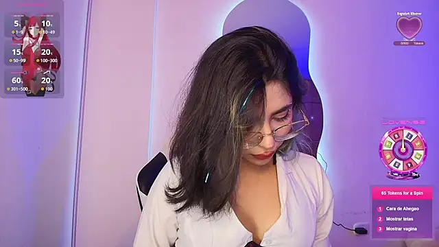 Snapshot of Alejaa_storm chatting on June 13, 2026, 2:15 pm Alejaa storm online show from June 13, 2026, 2:15 pm