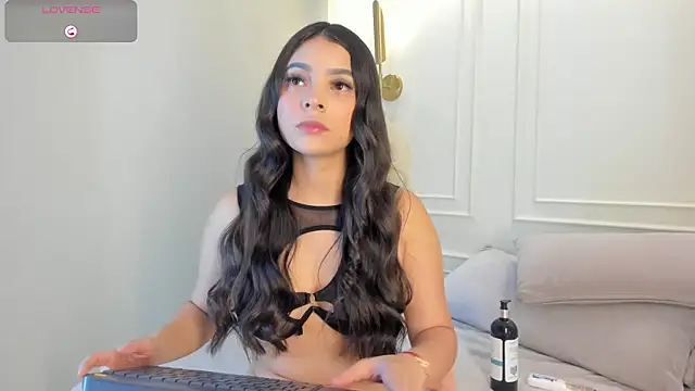 Alana cutte online show from May 23, 2026, 5:28 am
