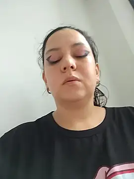 Snapshot of Meganmeow1 chatting on July 16, 2026, 9:12 pm Meganmeow1 online show from July 16, 2026, 9:12 pm