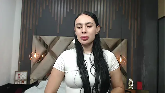 MartinaaFit online show from May 23, 2026, 11:42 am