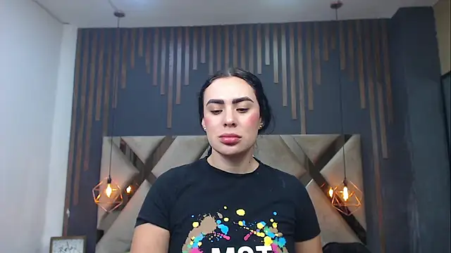 MartinaaFit online show from July 13, 2026, 12:04 pm