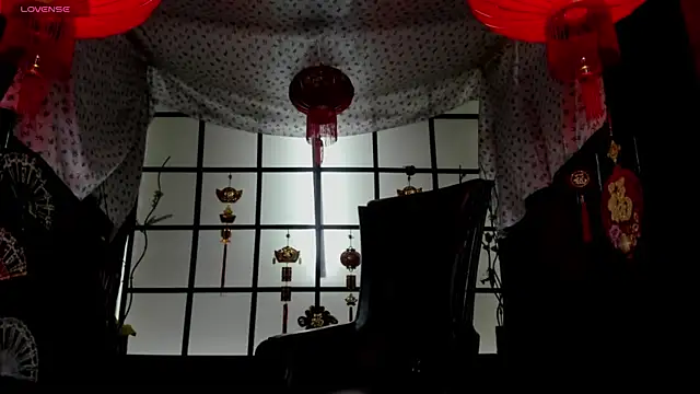 Snapshot of Aurora_Gatty chatting on June 25, 2026, 7:08 pm Aurora Gatty online show from June 25, 2026, 7:08 pm