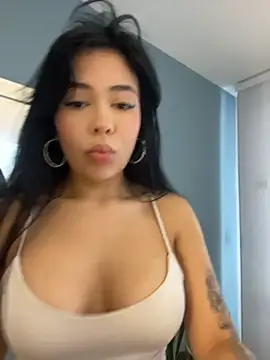 FERNANDAXX  online show from June 24, 2026, 2:26 pm