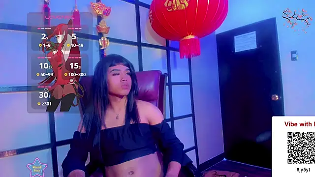guinevere lux online show from May 23, 2026, 3:38 am