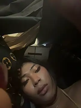 hugecock tamira online show from June 30, 2026, 2:11 am