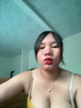 Snapshot of Suki-love chatting on June 21, 2026, 3:34 am Suki-love online show from June 21, 2026, 3:34 am
