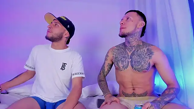  Kevin xxx online show from September 18, 2025, 4:48 am