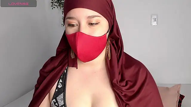 Snapshot of Hahnah_blueX chatting on May 21, 2026, 4:26 pm Hahnah blueX online show from May 21, 2026, 4:26 pm