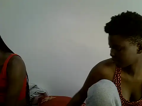 Vsexie online show from June 16, 2026, 10:37 am
