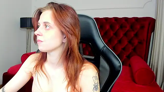 FreyaVeys online show from July 12, 2026, 5:19 am