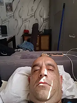 Snapshot of mixa1112 chatting on June 21, 2026, 7:47 am mixa1112 online show from June 21, 2026, 7:47 am