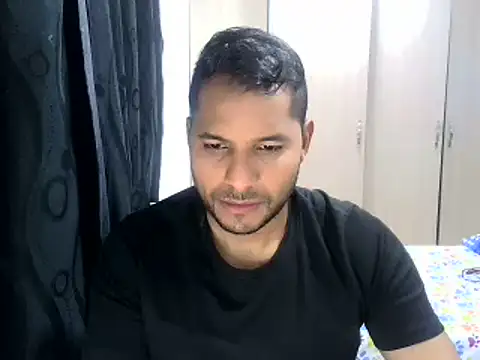 Snapshot of Bruno_vip chatting on July 9, 2026, 11:59 pm Bruno vip online show from July 9, 2026, 11:59 pm