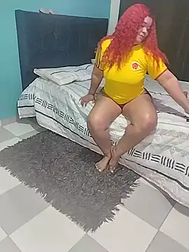 Emililara online show from June 25, 2026, 1:58 am