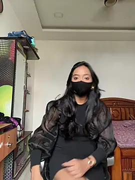 Snapshot of livia_dolls chatting on June 17, 2026, 11:20 am livia dolls online show from June 17, 2026, 11:20 am