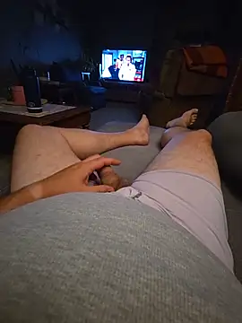 Snapshot of the_Milk_Man chatting on June 17, 2026, 3:39 am the Milk Man online show from June 17, 2026, 3:39 am