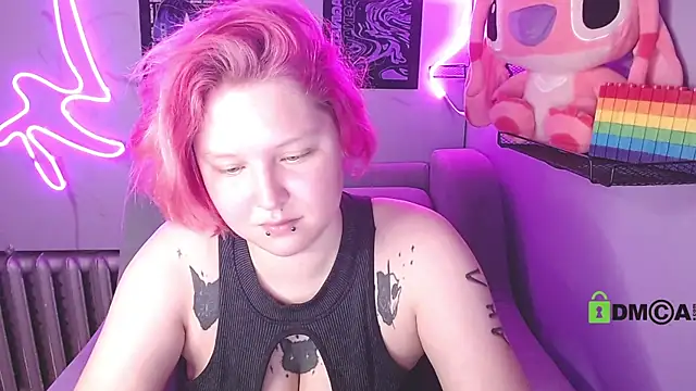 DolliRosees online show from June 24, 2026, 4:44 am