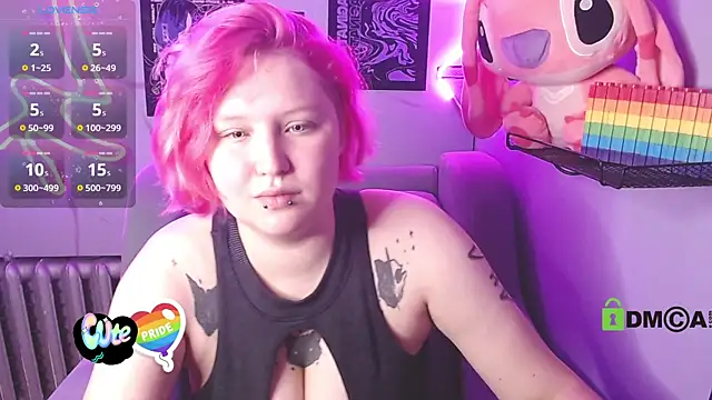 DolliRosees online show from June 19, 2026, 3:56 am