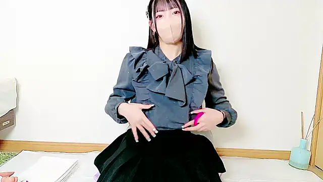 Snapshot of Hoshi_Minami chatting on May 21, 2026, 12:35 pm Hoshi Minami online show from May 21, 2026, 12:35 pm
