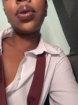 Ali-Allure online show from May 30, 2026, 5:14 am