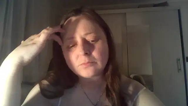 Snapshot of TaylorLovely chatting on June 9, 2026, 8:21 pm TaylorLovely online show from June 9, 2026, 8:21 pm
