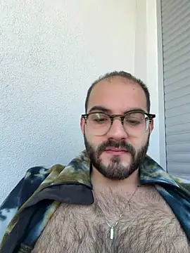 yoyett3223 online show from May 22, 2026, 7:06 am