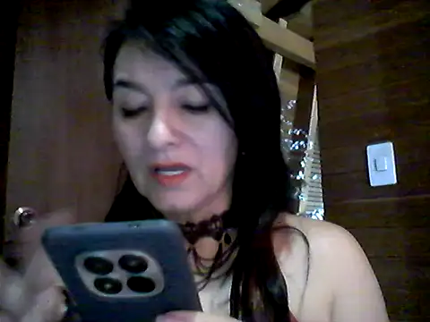 Anlly garcia002 online show from June 13, 2026, 8:29 pm