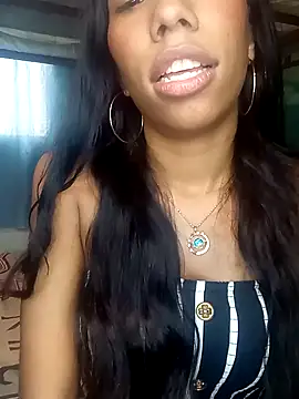 Snapshot of Valentina21aa chatting on May 23, 2026, 5:23 pm Valentina21aa online show from May 23, 2026, 5:23 pm