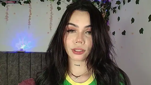 Snapshot of andraa_rossee chatting on June 14, 2026, 2:24 am andraa rossee online show from June 14, 2026, 2:24 am