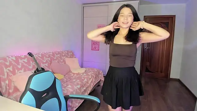 Snapshot of milana_marttt chatting on June 27, 2026, 12:33 pm milana marttt online show from June 27, 2026, 12:33 pm