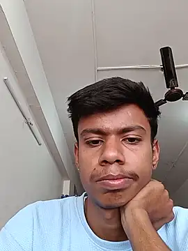 twinkissh online show from May 25, 2026, 7:51 am