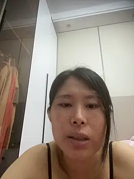 singxing01 online show from May 23, 2026, 11:42 am