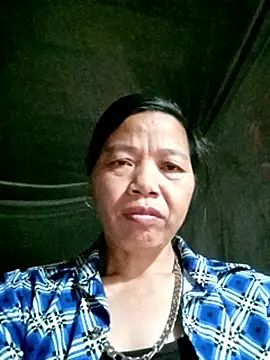 Elfledaa online show from June 18, 2026, 9:31 pm