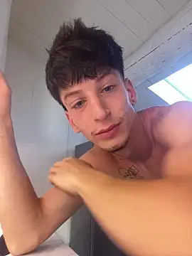 Snapshot of Leonardo0606 chatting on June 9, 2026, 3:02 pm Leonardo0606 online show from June 9, 2026, 3:02 pm