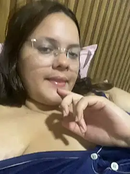 Laryssinha 69 online show from June 30, 2026, 1:05 am