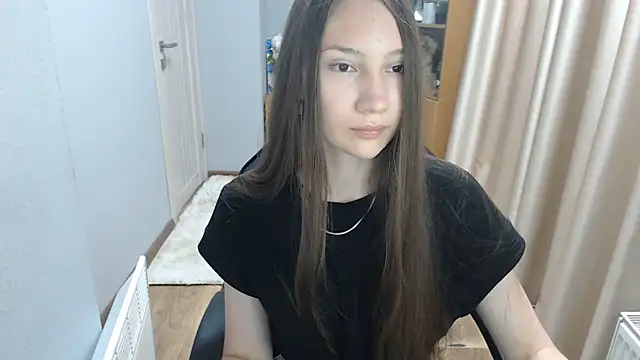 Snapshot of DollAshley chatting on June 21, 2026, 8:09 am DollAshley online show from June 21, 2026, 8:09 am