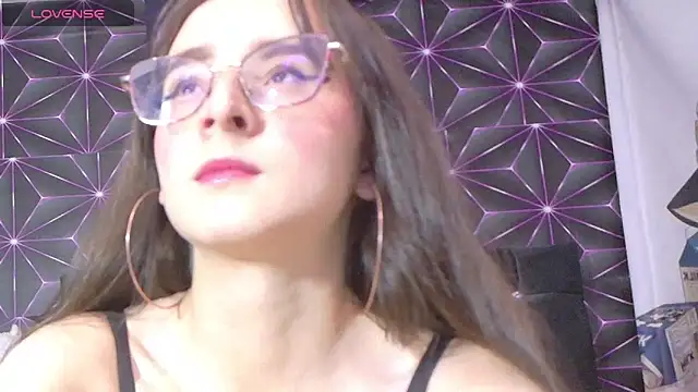 TatyxPrincess online show from May 27, 2026, 7:54 pm