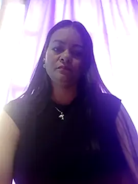 Snapshot of MONSERRAT_ETHAN chatting on June 2, 2026, 1:11 pm MONSERRAT ETHAN online show from June 2, 2026, 1:11 pm