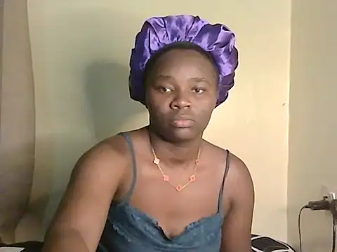 roziebeauty online show from June 25, 2026, 2:31 am