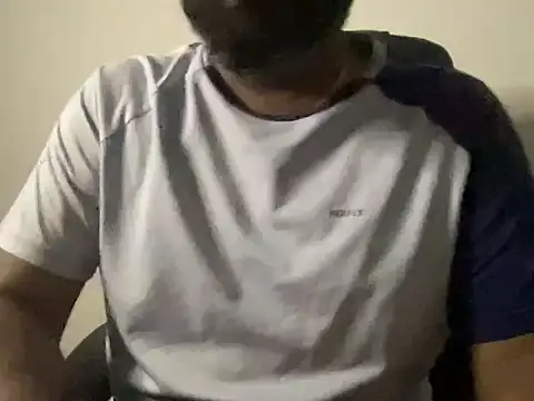 Snapshot of incestfukcerr chatting on July 31, 2026, 4:48 pm incestfukcerr online show from July 31, 2026, 4:48 pm