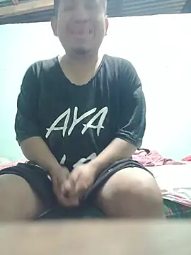 Snapshot of Nova_Glow chatting on June 25, 2026, 5:12 am Nova Glow online show from June 25, 2026, 5:12 am