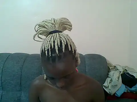 Snapshot of Beauty-Anka chatting on July 3, 2026, 5:58 am Beauty-Anka online show from July 3, 2026, 5:58 am