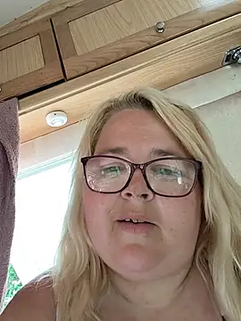 Pippasweets online show from May 28, 2026, 12:11 pm
